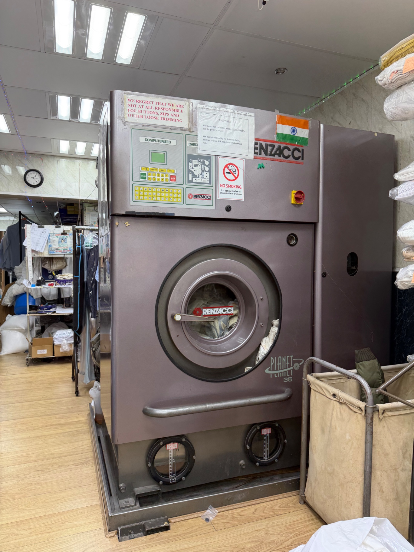 Renzacci Planet 35 dry cleaning machine
